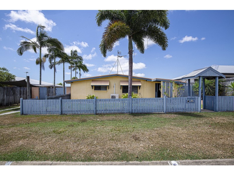 6 Nicklin Drive, Beaconsfield QLD 4740