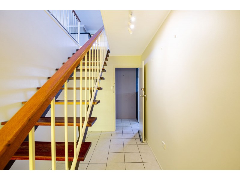 28 Churchill Avenue, Ooralea QLD 4740