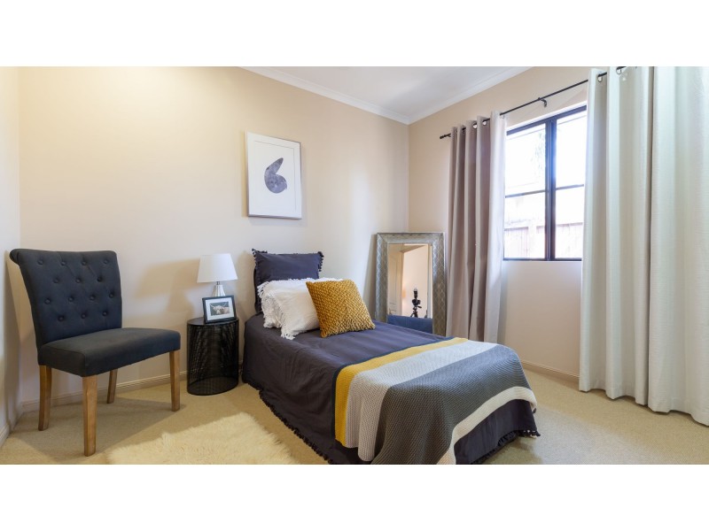 44 Wheeler Drive, Glenella QLD 4740