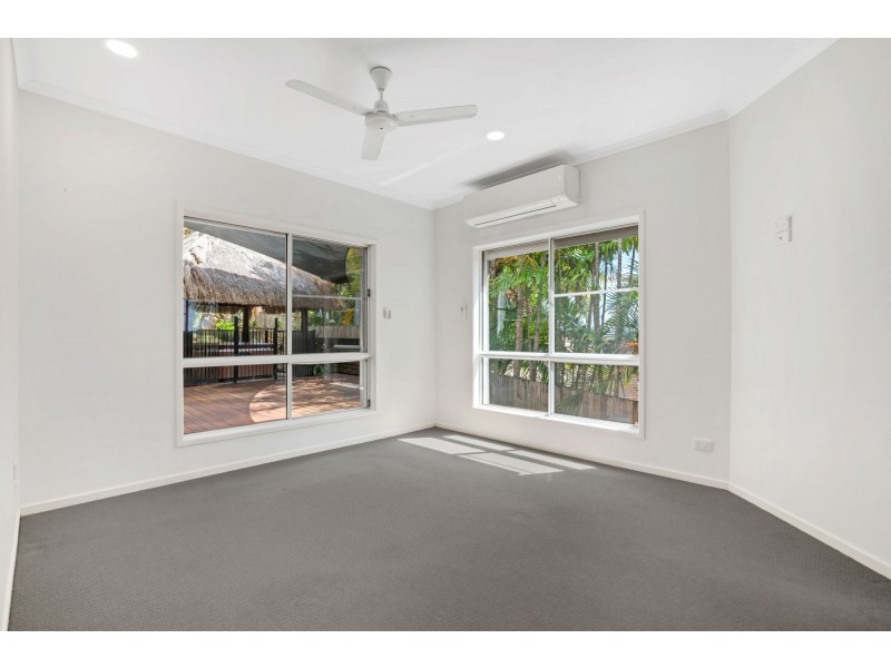 10 Lyn Court, Beaconsfield QLD 4740