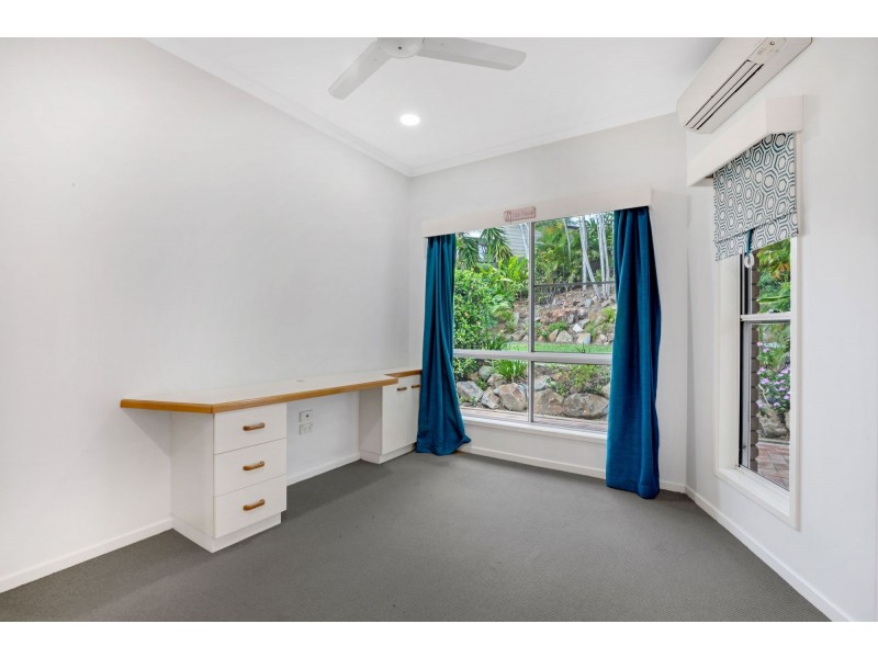 10 Lyn Court, Beaconsfield QLD 4740