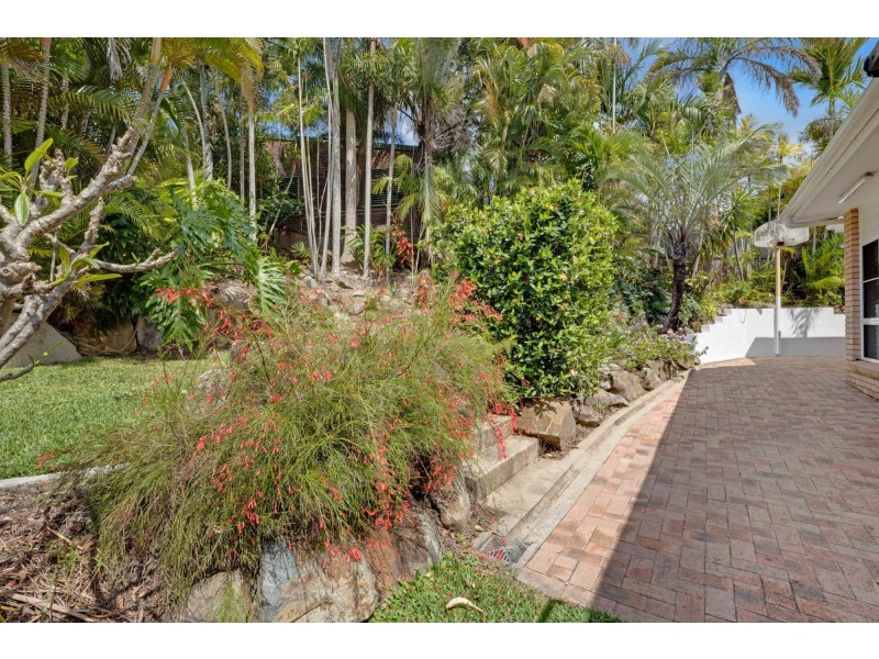10 Lyn Court, Beaconsfield QLD 4740