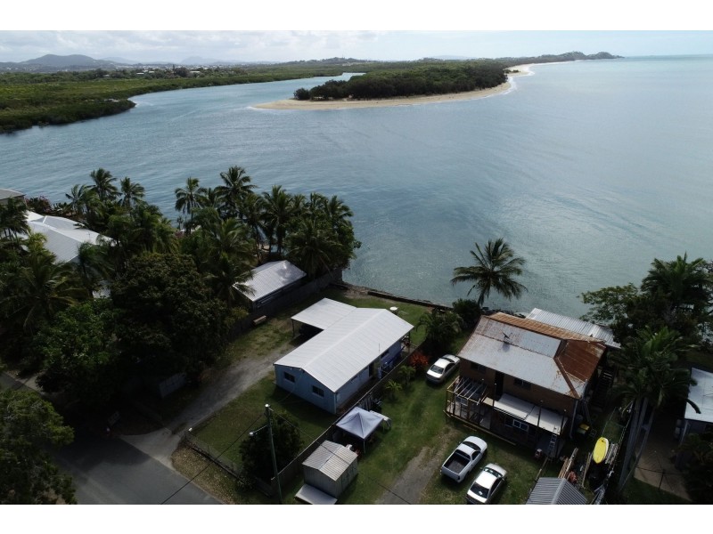 10 Seagull Street, Slade Point QLD 4740