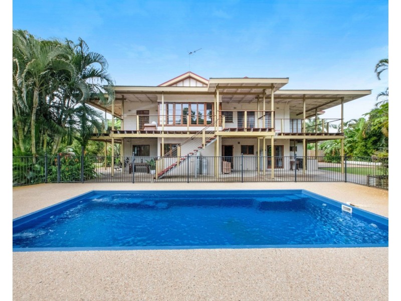 11 Waverley Street, Bucasia QLD 4750