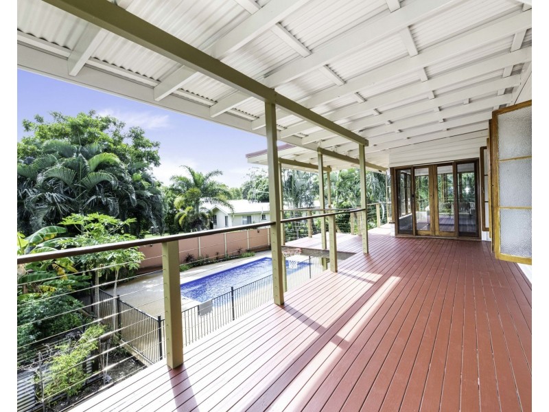 11 Waverley Street, Bucasia QLD 4750