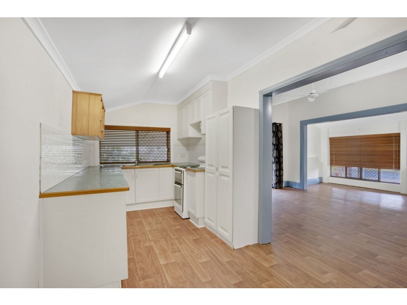 12 Fadden Street, Walkerston QLD 4751