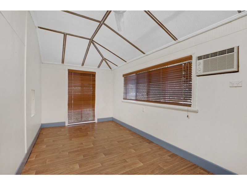 12 Fadden Street, Walkerston QLD 4751