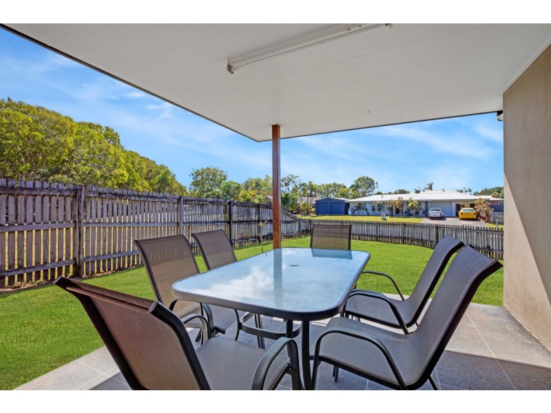 25 Central Drive, Andergrove QLD 4740