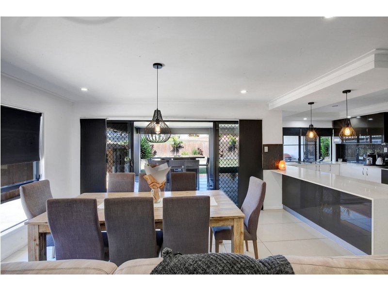 13 Balzan Drive, Rural View QLD 4740