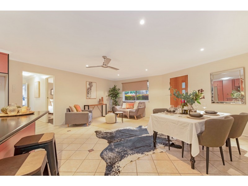 22 Hill End Road, Glenella QLD 4740