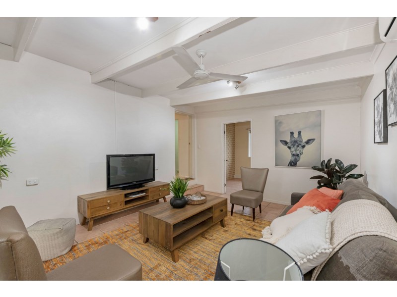 22 Hill End Road, Glenella QLD 4740