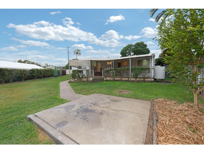 22 Hill End Road, Glenella QLD 4740