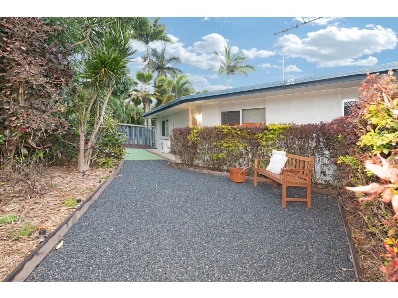 22 Hill End Road, Glenella QLD 4740