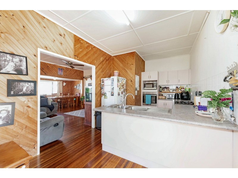 48 Edward Street, South Mackay QLD 4740