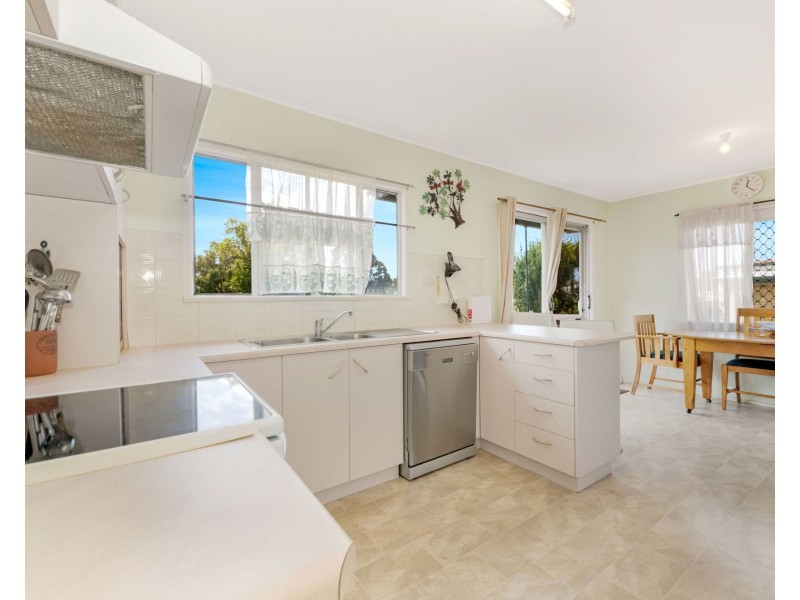 8 McMahon Street, Andergrove QLD 4740