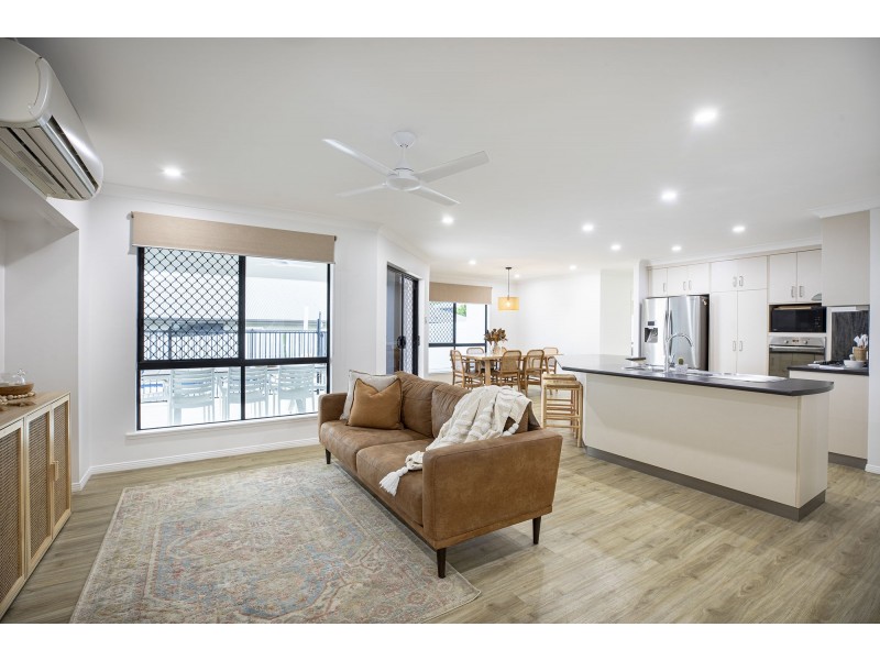 22 Hinze Circuit, Rural View QLD 4740
