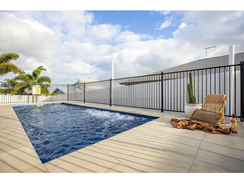 22 Hinze Circuit, Rural View QLD 4740