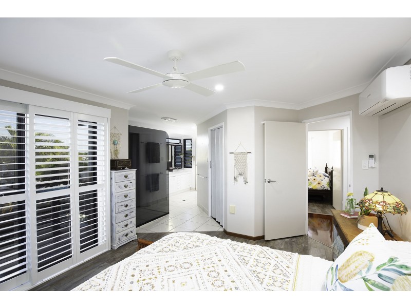 2 Inletway Court, Blacks Beach QLD 4740