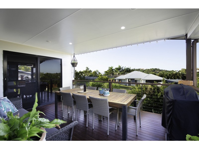 2 Inletway Court, Blacks Beach QLD 4740