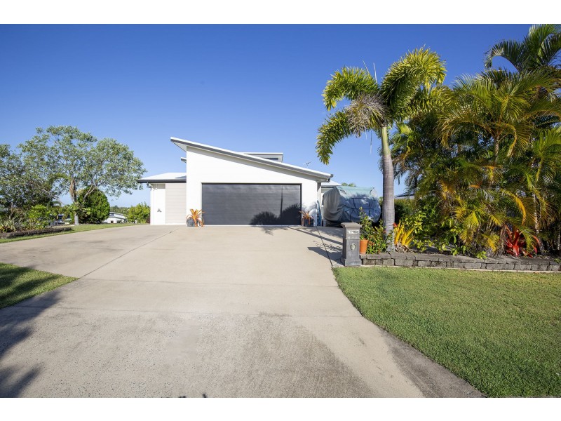 2 Inletway Court, Blacks Beach QLD 4740