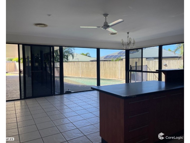 4 Kensington Court, Glenella QLD 4740