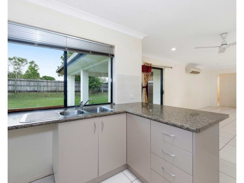 34 Madison Avenue, Glenella QLD 4740