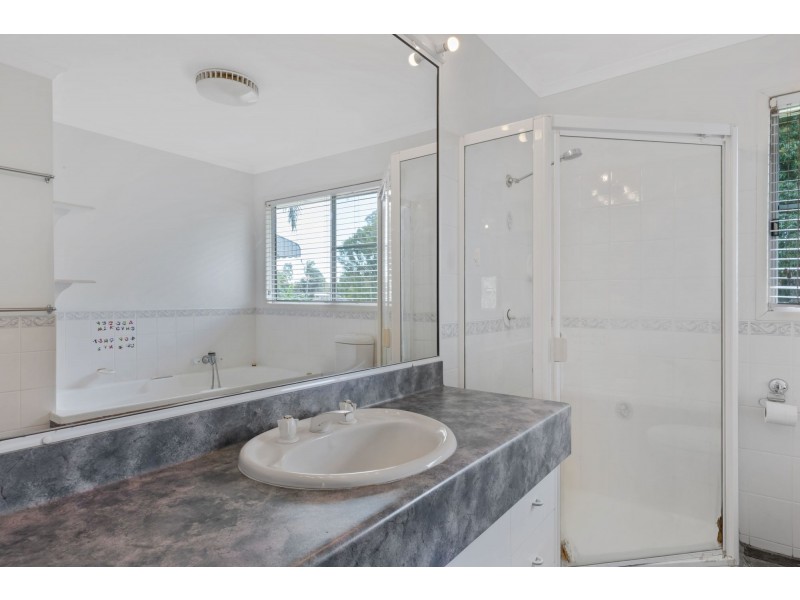 9 The Barons Drive, Andergrove QLD 4740