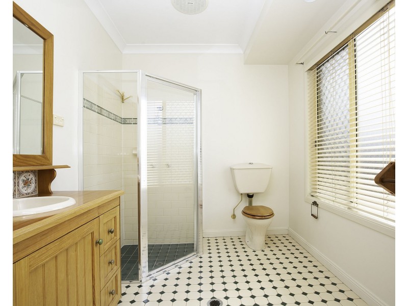 5 Jasmine Street, Andergrove QLD 4740