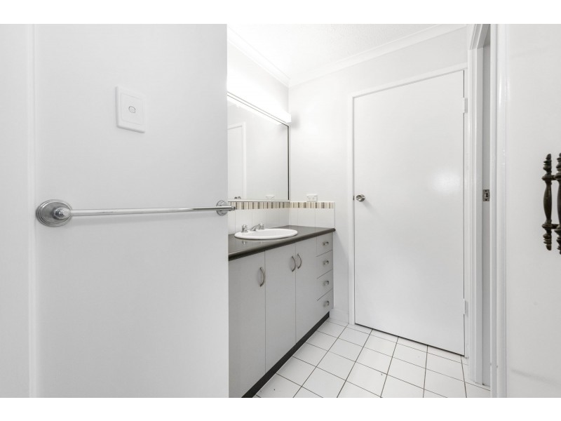 5 Tammy Court, Ooralea QLD 4740