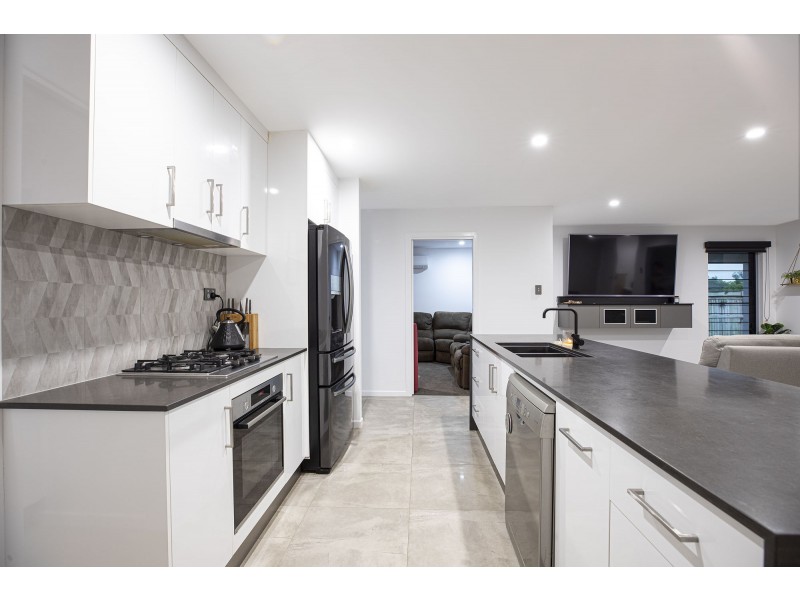 19 Ashford Place, Richmond QLD 4740