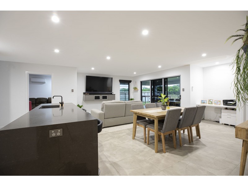 19 Ashford Place, Richmond QLD 4740