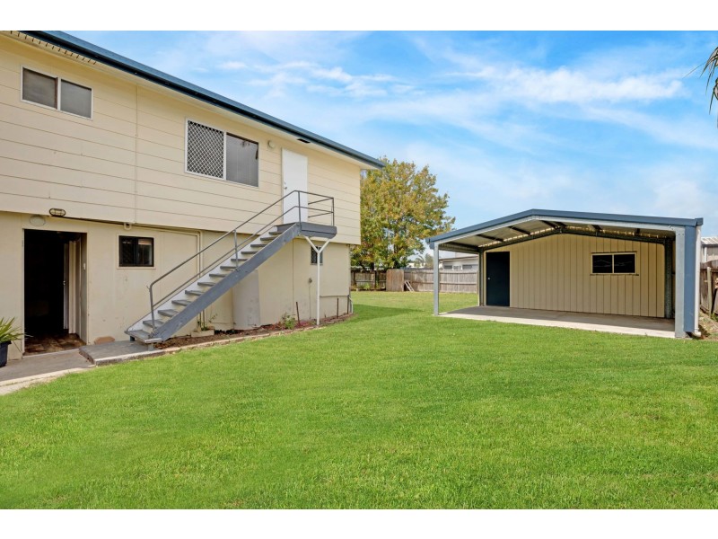 15 Nicklin Drive, Beaconsfield QLD 4740