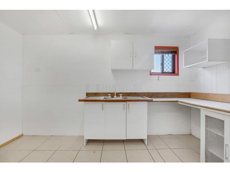 15 Nicklin Drive, Beaconsfield QLD 4740