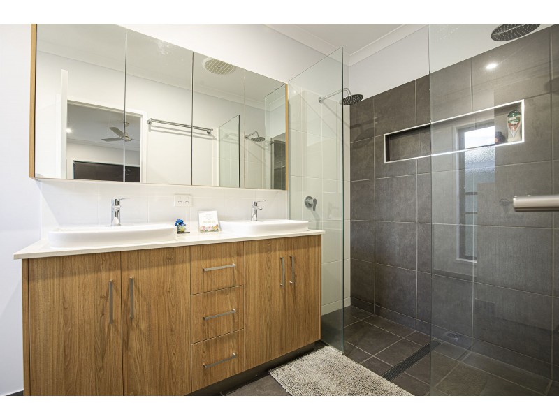 14 Ashford Place, Richmond QLD 4740