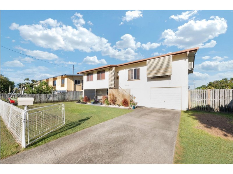 18 McKinley Street, North Mackay QLD 4740