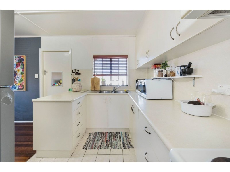 18 McKinley Street, North Mackay QLD 4740
