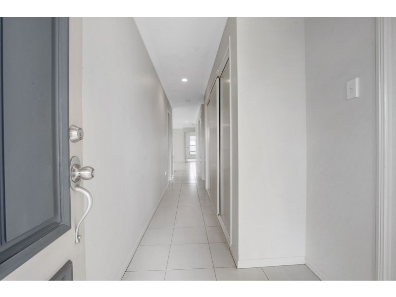 20 Eros Court, Ooralea QLD 4740