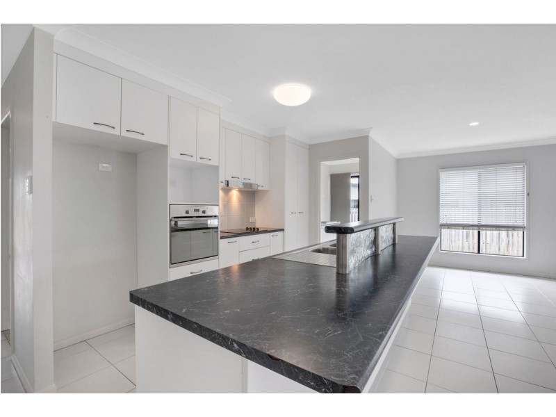 20 Eros Court, Ooralea QLD 4740