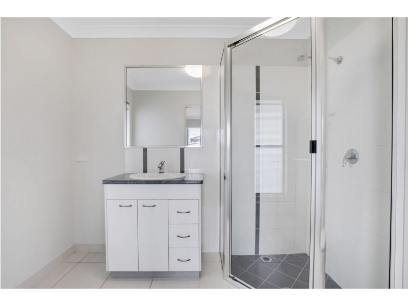 20 Eros Court, Ooralea QLD 4740