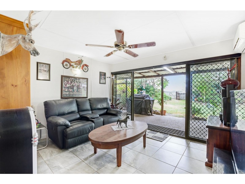 6 Viola Street, Glenella QLD 4740