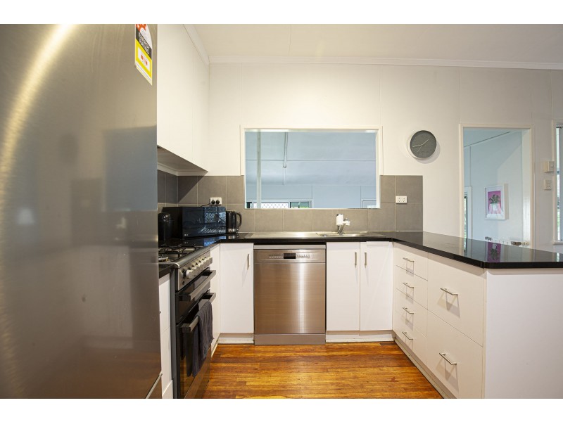 32 Paulette Street, West Mackay QLD 4740