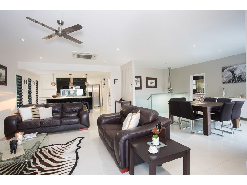 16 Turtle Place, Blacks Beach QLD 4740