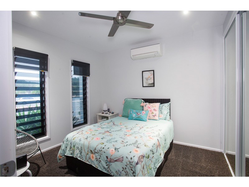 16 Turtle Place, Blacks Beach QLD 4740