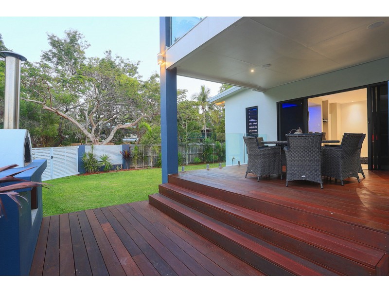 16 Turtle Place, Blacks Beach QLD 4740