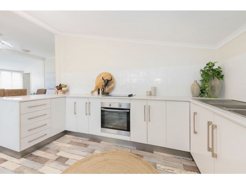 33 Shakespeare Street, East Mackay QLD 4740