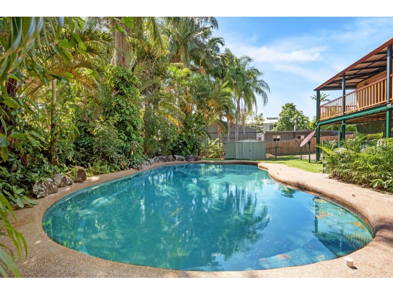 26 Mackenzie Street, Eimeo QLD 4740