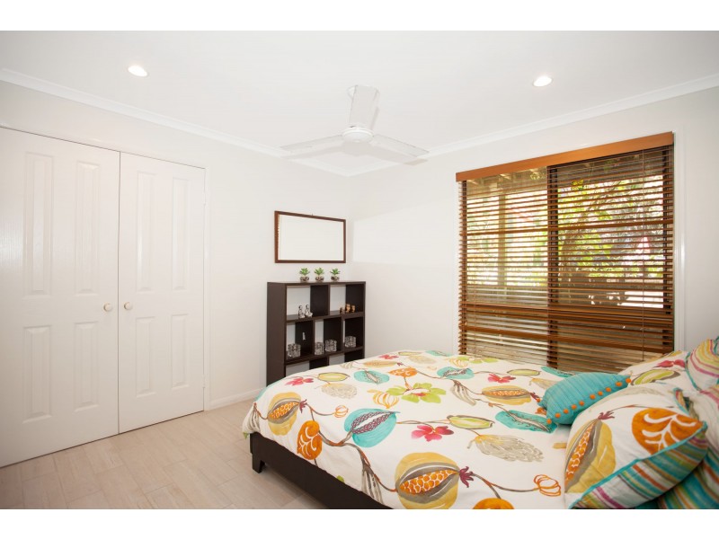 26 Mackenzie Street, Eimeo QLD 4740