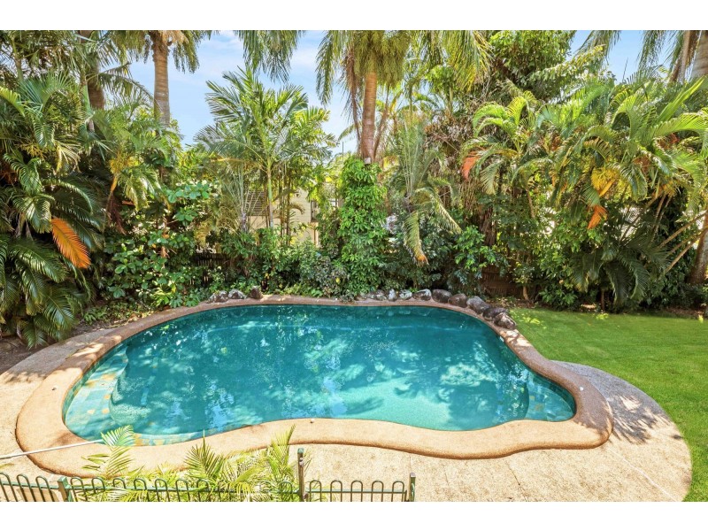 26 Mackenzie Street, Eimeo QLD 4740