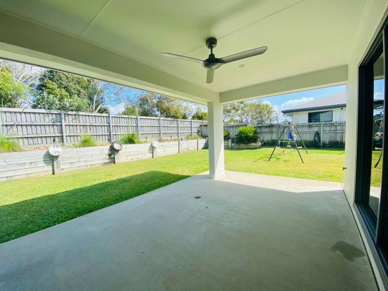 33 Raffia Street, Rural View QLD 4740