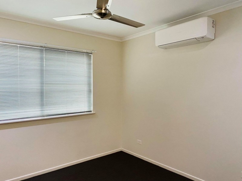 33 Raffia Street, Rural View QLD 4740